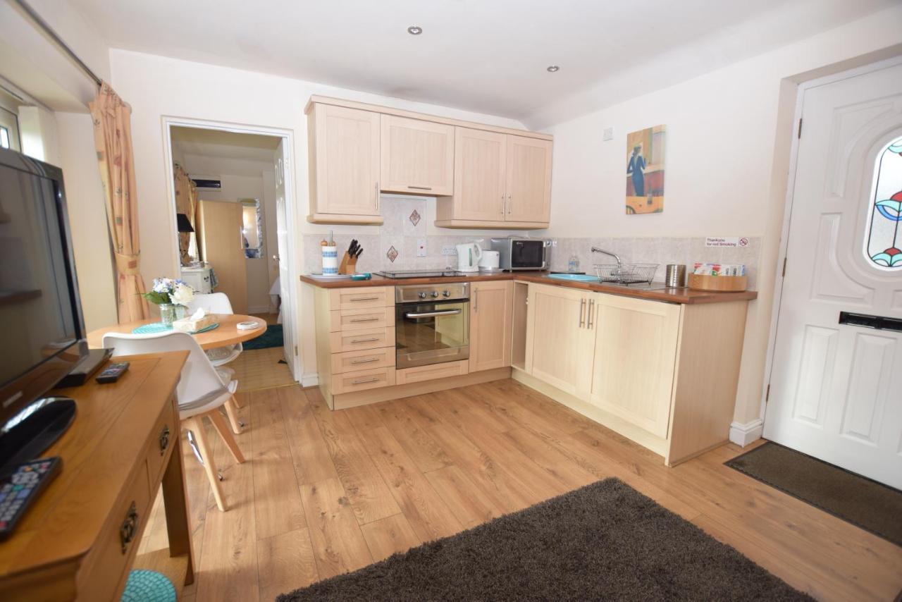 Little Rushbrook Cottages Tanworth ภายนอก รูปภาพ