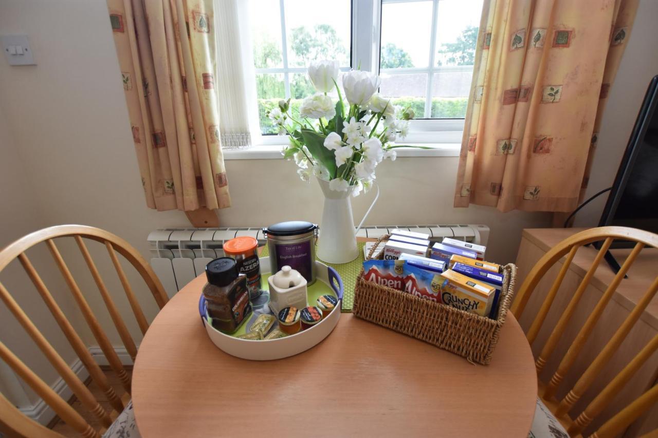 Little Rushbrook Cottages Tanworth ภายนอก รูปภาพ